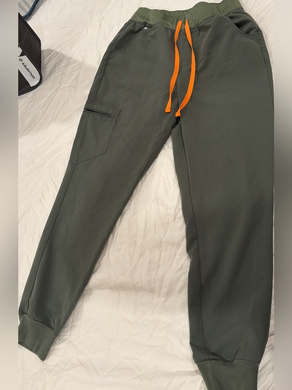 Figs scrub pants